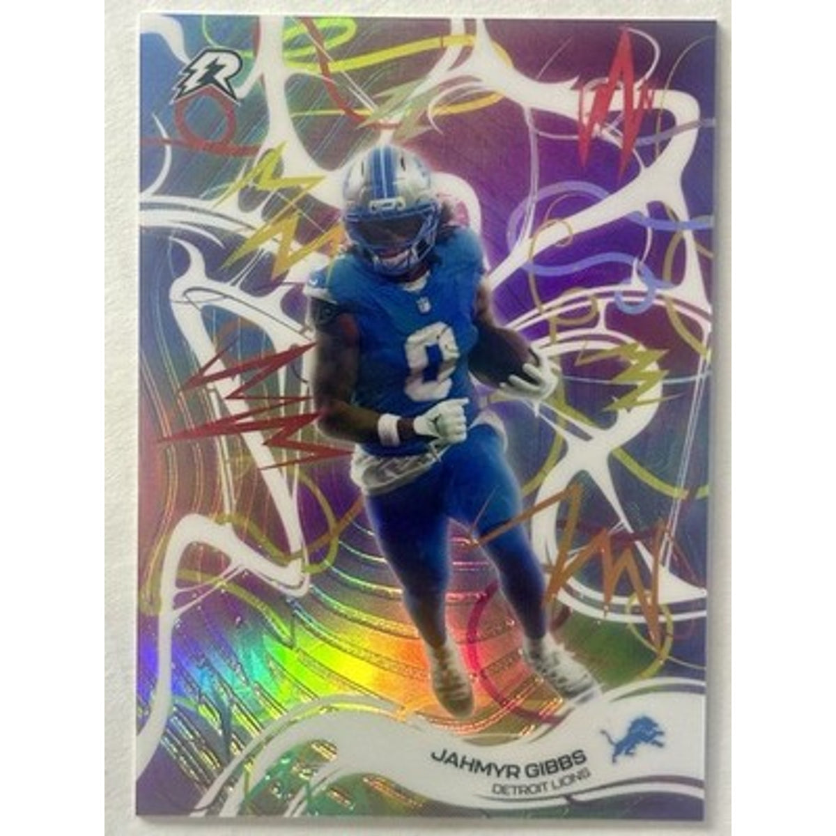 2025 Topps Resurgence Jahmyr Gibbs String Theory ST-22 SSP