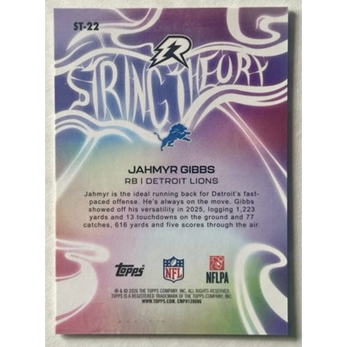 2025 Topps Resurgence Jahmyr Gibbs String Theory ST-22 SSP