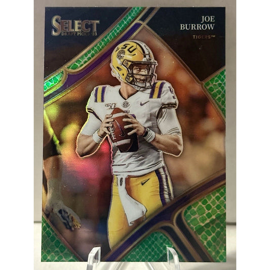 2023 Panini Select Draft Picks Joe Burrow 129 Dragon Scale Prizm Field Level SSP