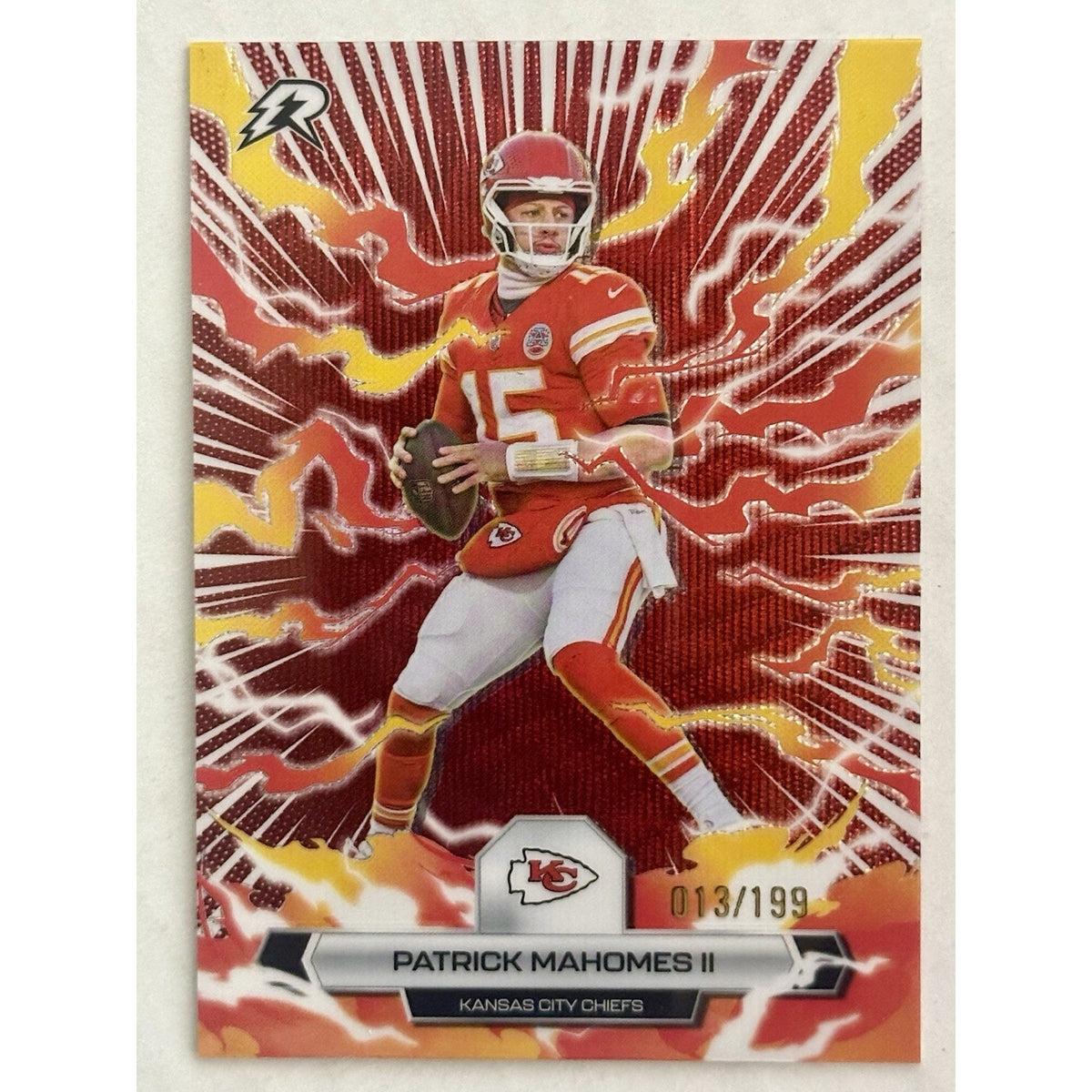 2025 Topps Resurgence #47 Patrick Mahomes Crimson Surge /199